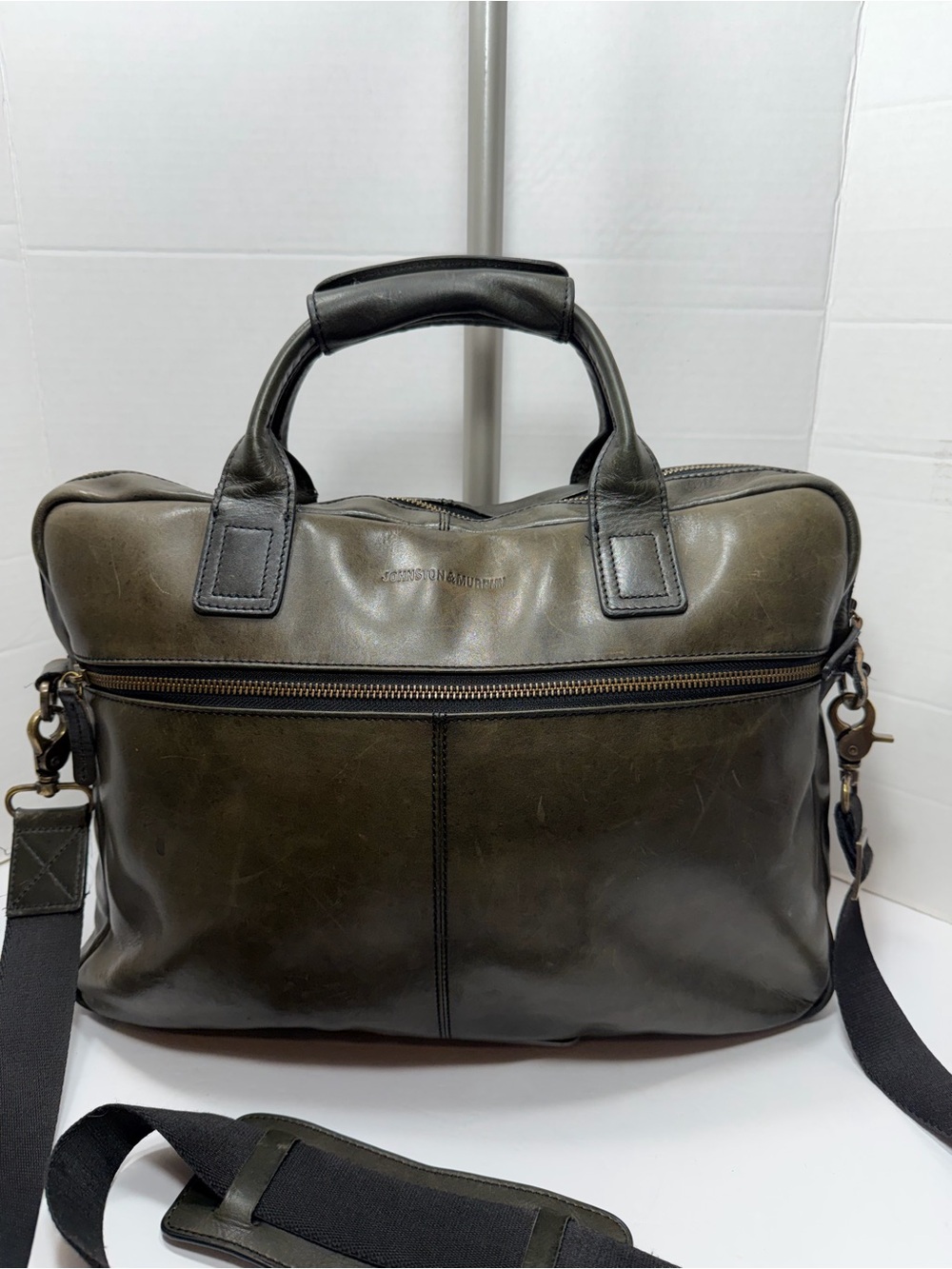 Johnson & Murphy Leather Briefcase Messenger Bag with strap -Olive Green $395